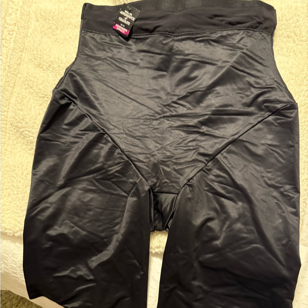Maiden form shaper black size 2 XL
